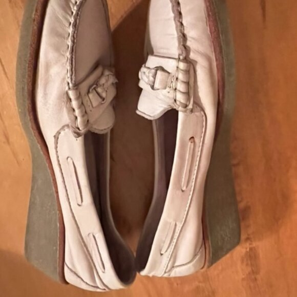 Pink MODA Leather Loafer Pump - Picture 2 of 8